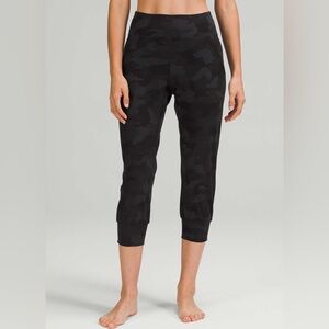 Lululemon Align Jogger Crop Heritage 365 Camo Deep Coal Multi Size 0